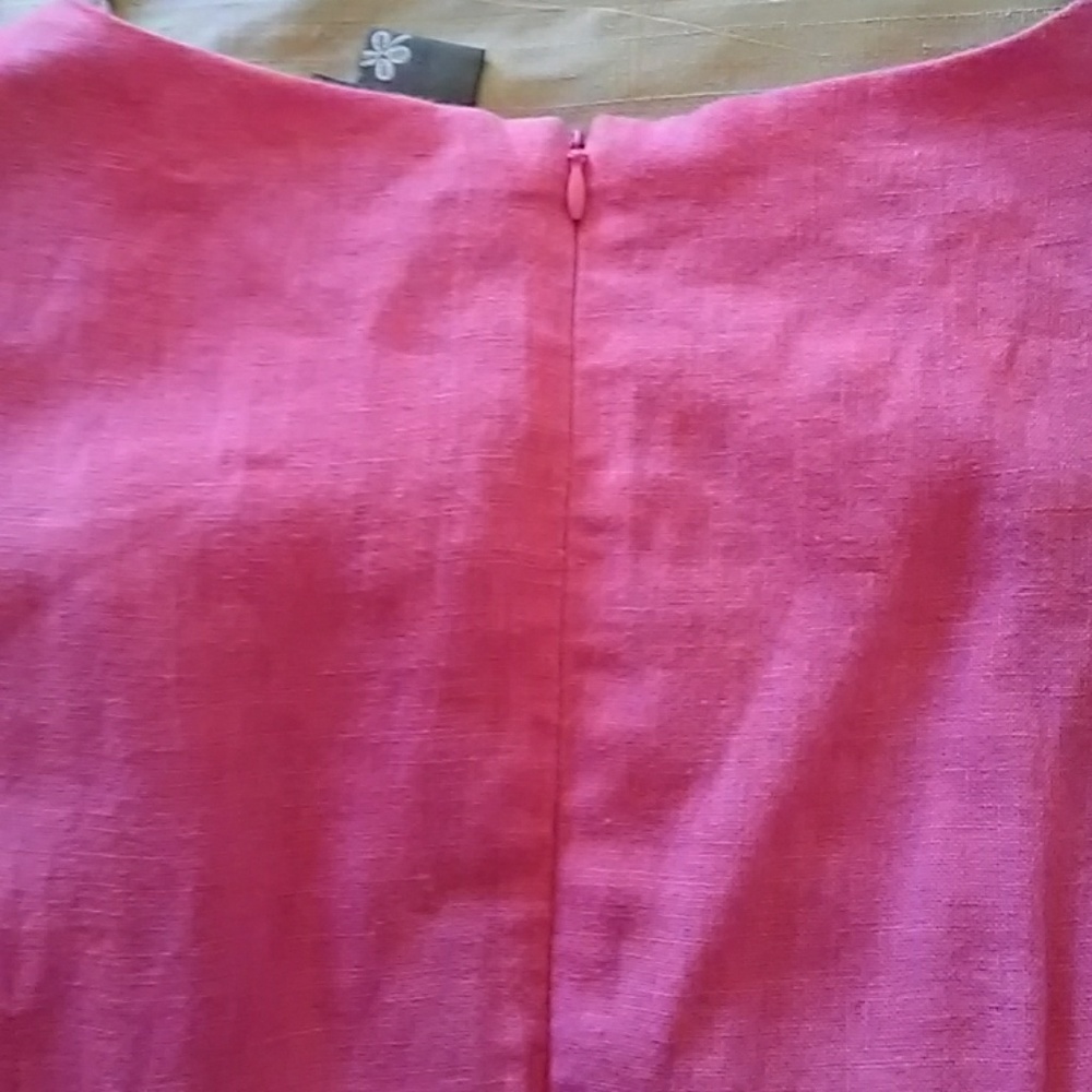 Taylor Linen Dress - Picture 14 of 16